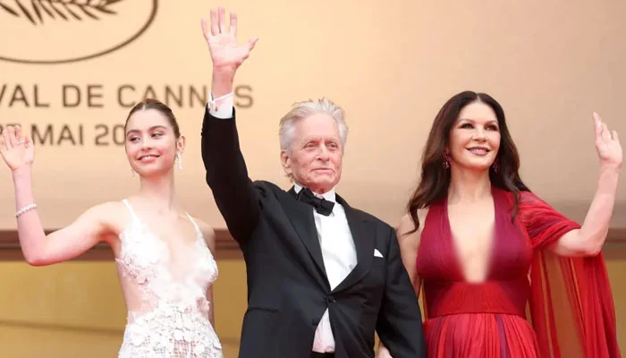 Michael Douglas, Catherine Zeta-Jones strike adorable pose for Cannes Red Carpet